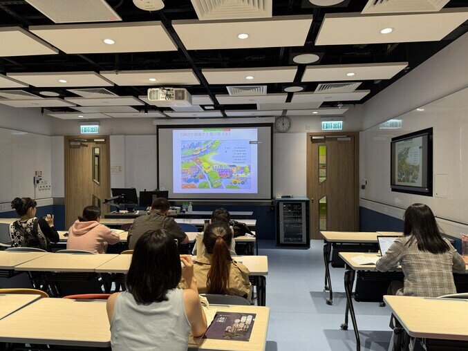 图片关于「誦詩字理識字」講座