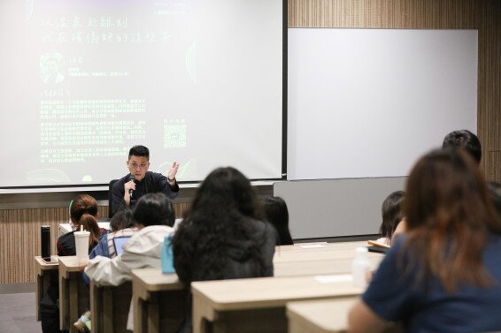 圖片關於以溫柔赴離別：我在殯儀師的這些年